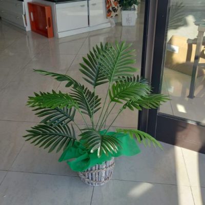 areca pianta verde artificiale con sottovaso