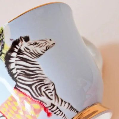 CARNIVAL ZEBRA Tazza da the con piattino Particolare By Yvonne Ellen